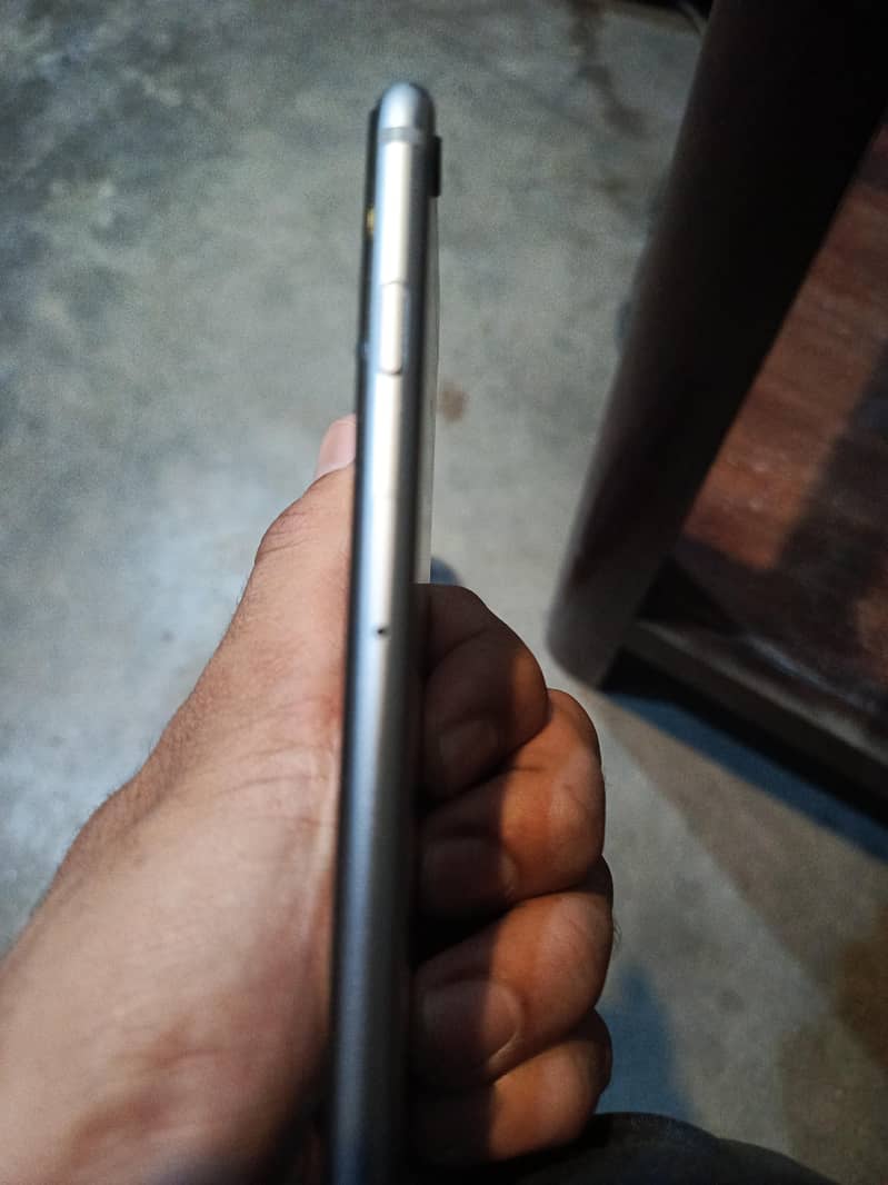 Apple iPhone 6 2