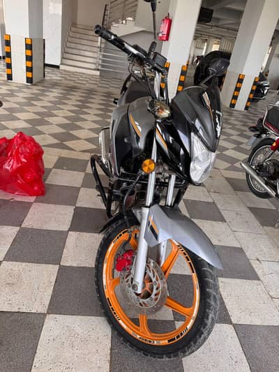 honda cb150f home used clean bike