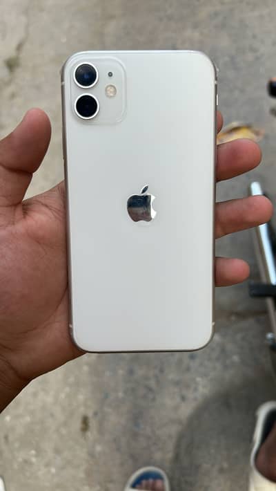 Apple iPhone 11
