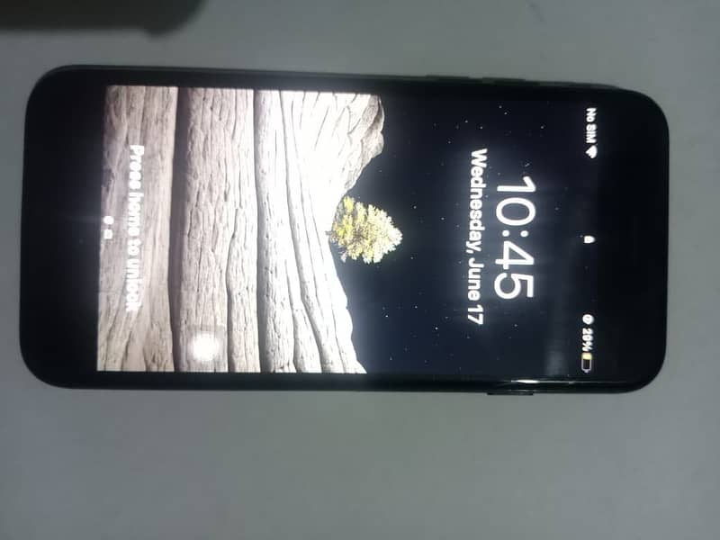 Apple iPhone 7 0