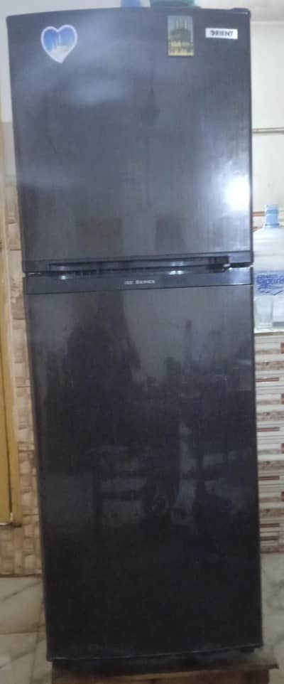Orient Refrigerator Hairline Chocolate