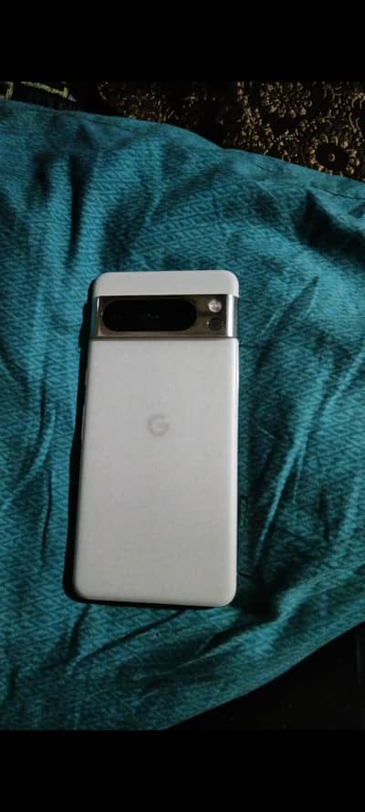 Google Pixel 8 Pro