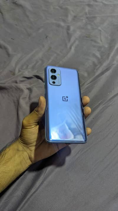 One Plus9 5G For sel