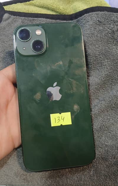 Apple iPhone 13