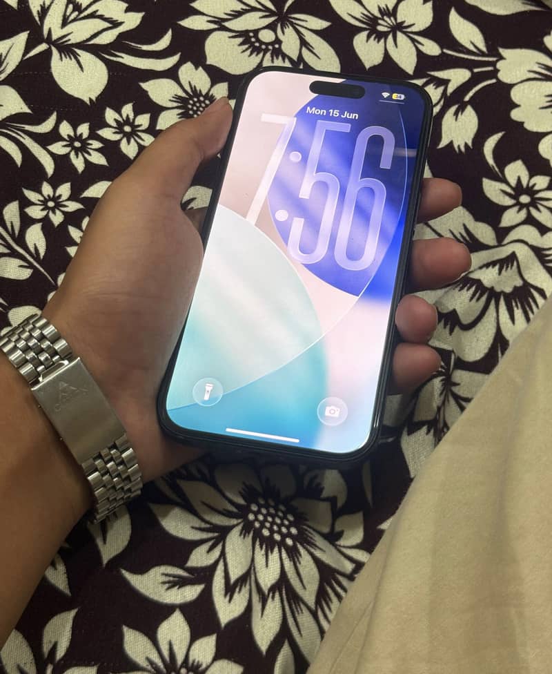 iphone 15 4