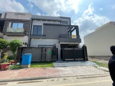 BRAND NEW HOUSE 6 MARLA AVAILABLE FOR SALE IN PHASE ONE BAHRIA ORCHARD LAHORE