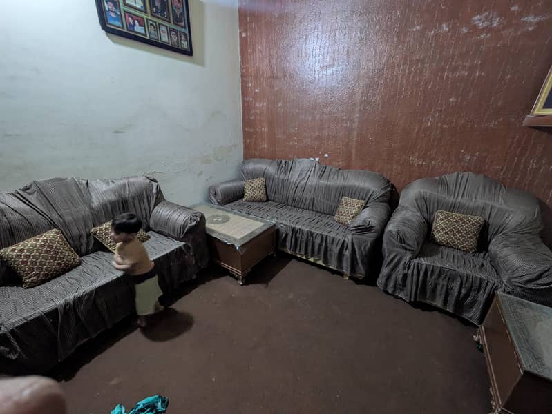 SOFA SET WITH TABLE 1
