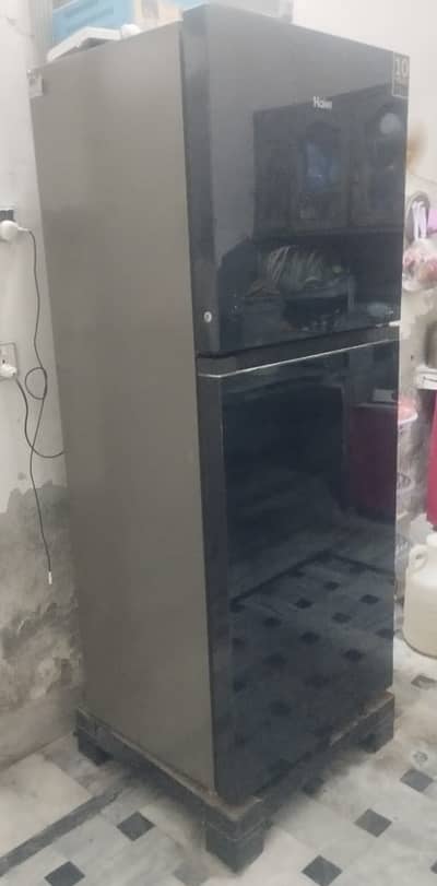 Haier E-Star HRF 398EPB Refrigerator, in very good condition