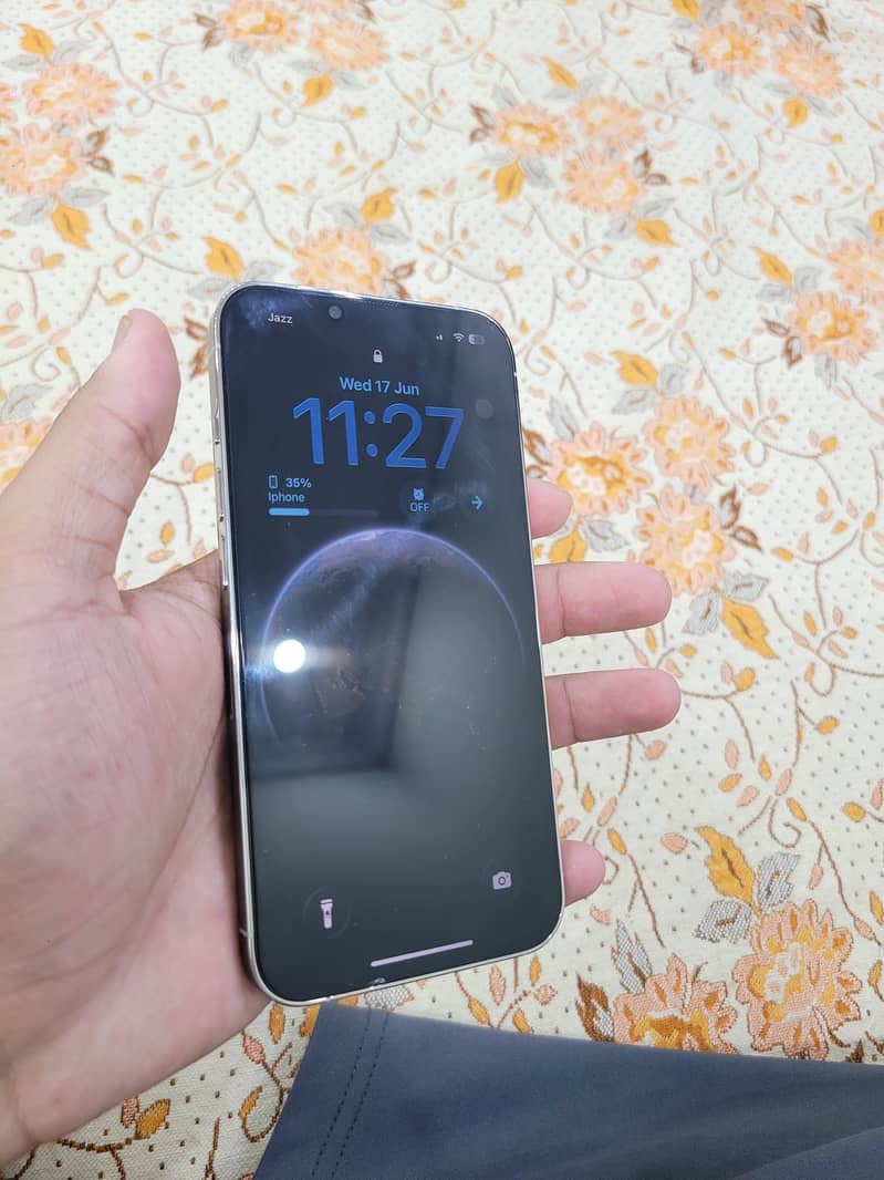 Apple iPhone 13 Pro 2