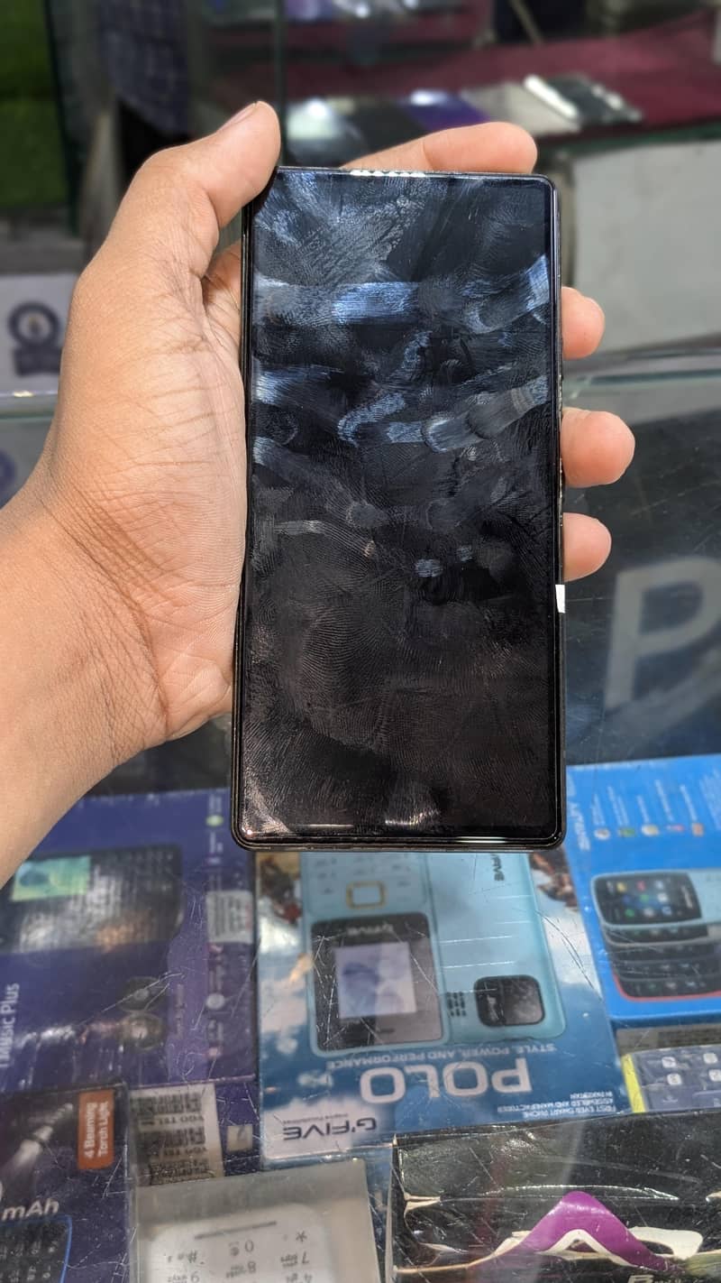 Google Pixel 6a 5