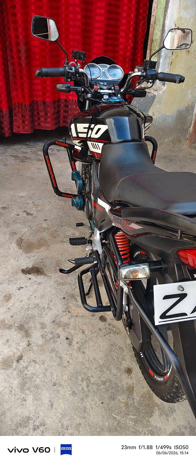 CB 150f 1