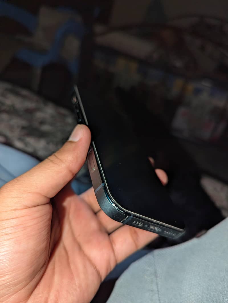 Apple iPhone 13 3