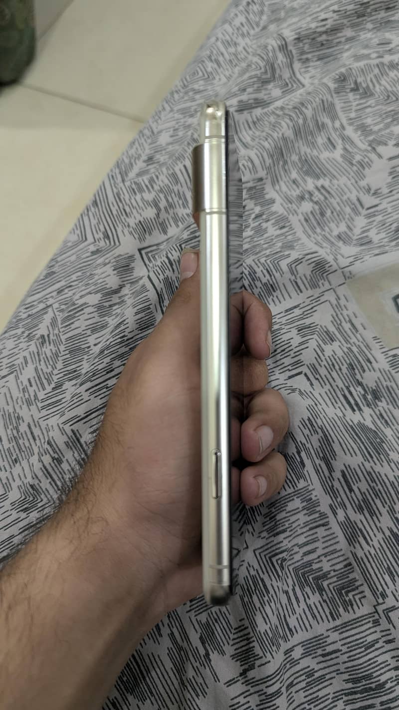 Google Pixel 8 Pro 1