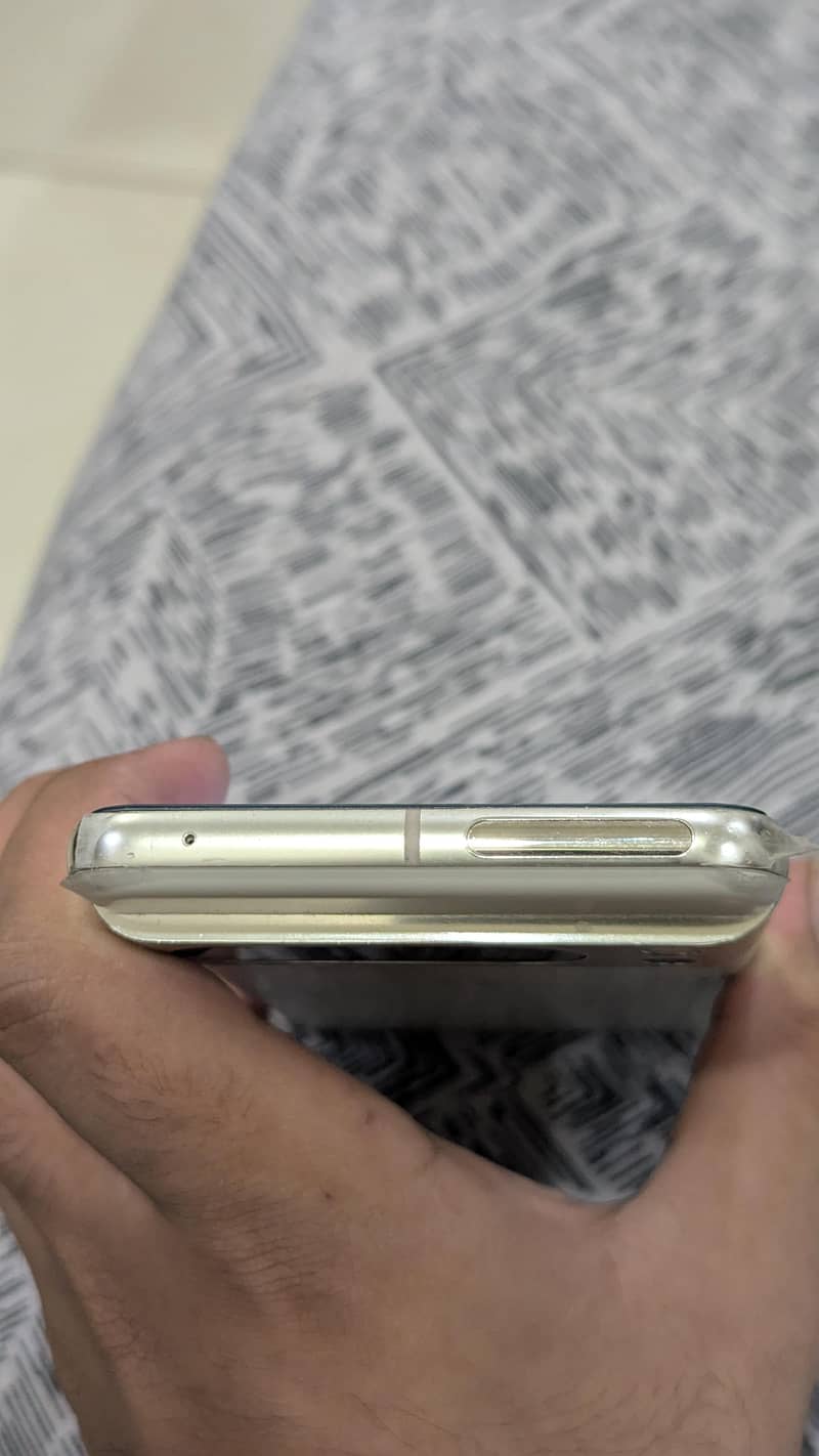 Google Pixel 8 Pro 6