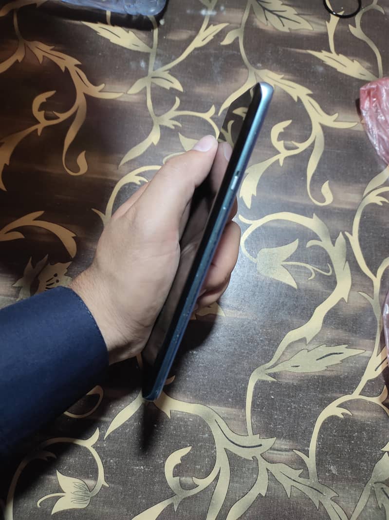 One Plus 8 Pro 4
