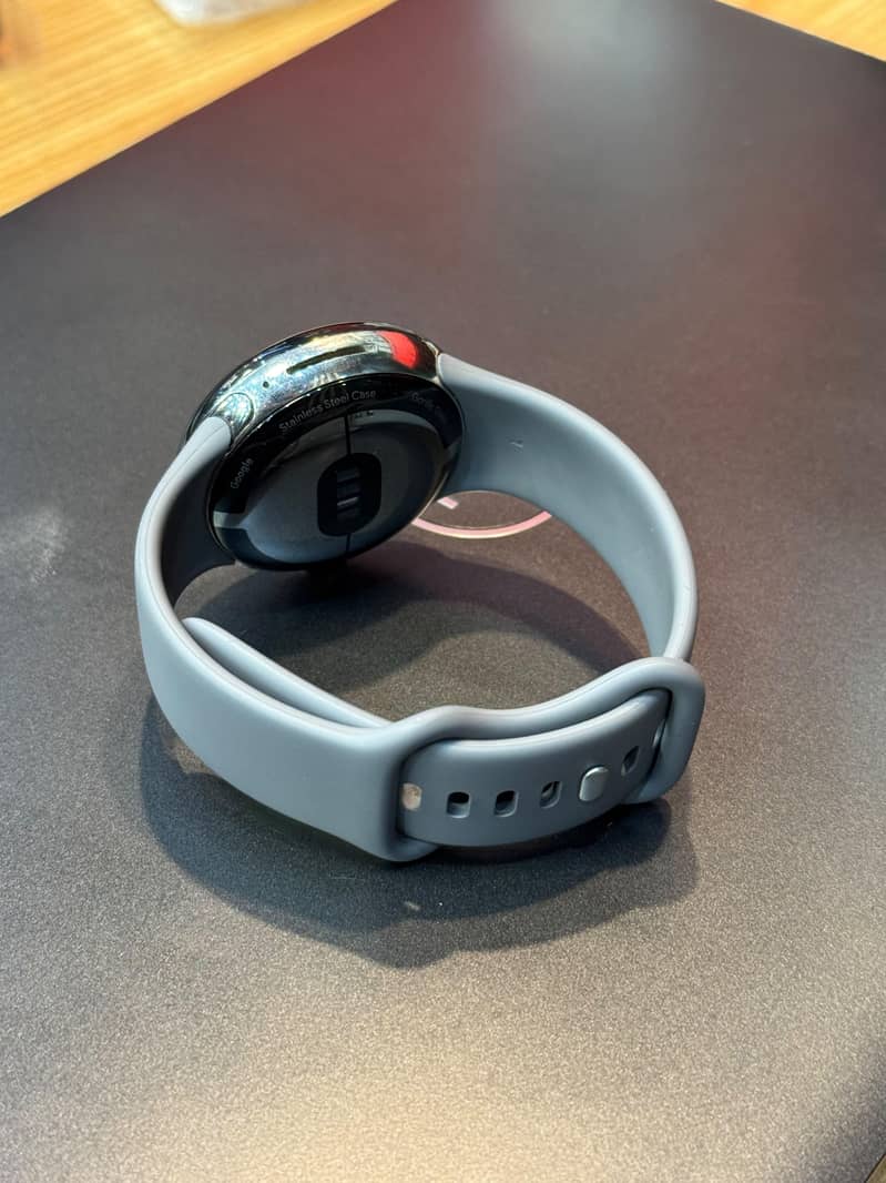 Google pixel watch 1 3