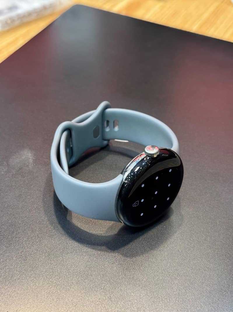 Google pixel watch 1 4