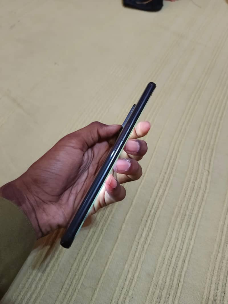 One Plus 8 5