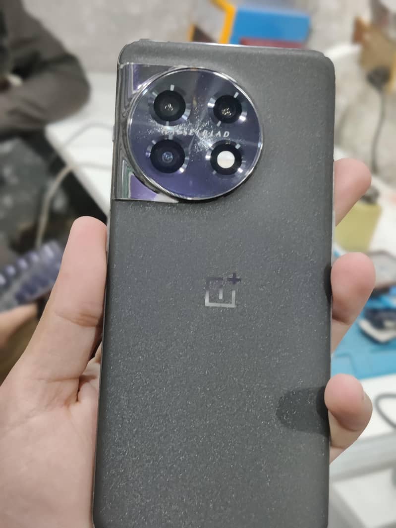 One Plus 11 5
