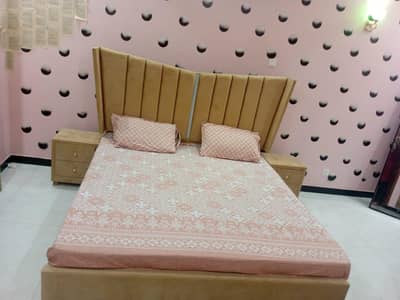 Bed with side Table