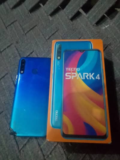 Tecno Spark 4