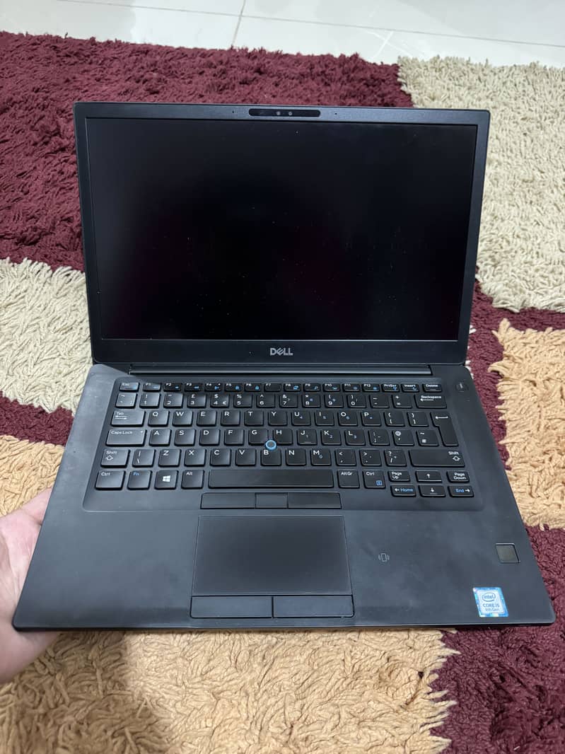 Dell 7490 1