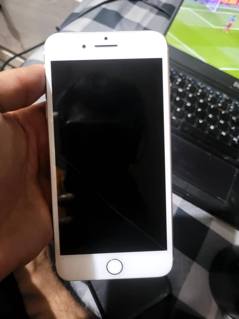 Apple iPhone 7 Plus 0