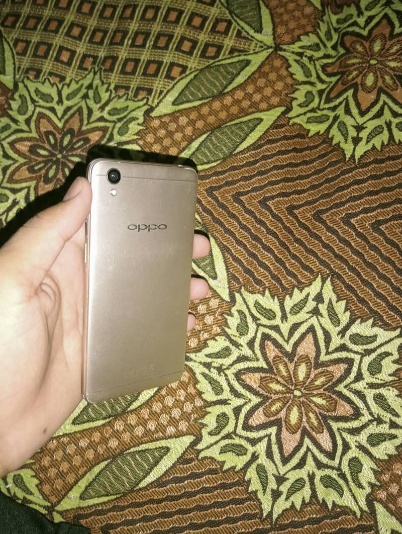 OPPO A37 2
