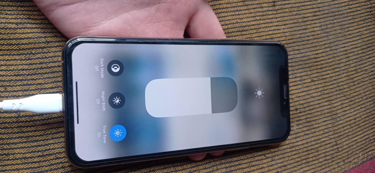 Apple iPhone XS 1