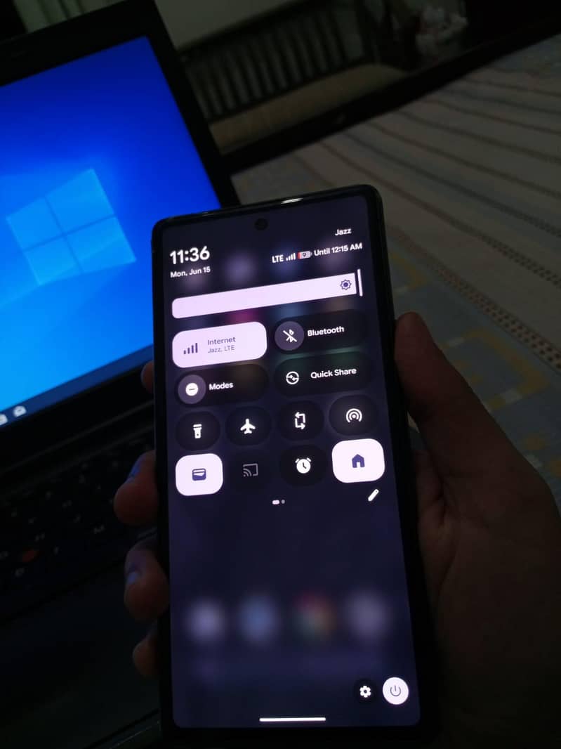 Google Pixel 7a 2