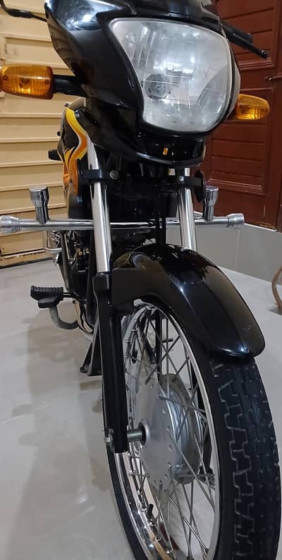Black Total geniune Honda Pridor 2024 lush Condition