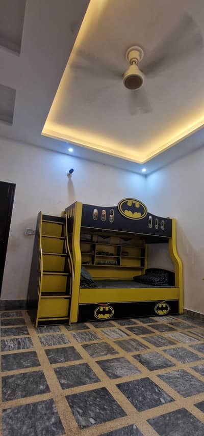 Kids bed Batman theme