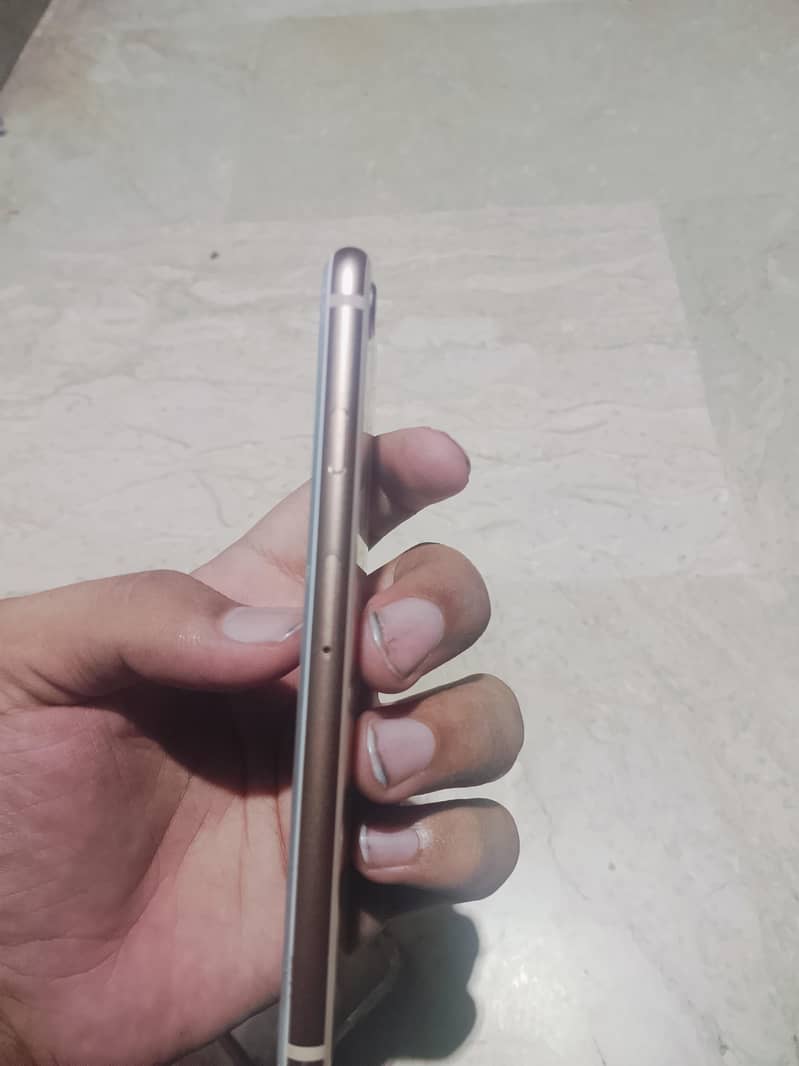 Apple iPhone 8 2