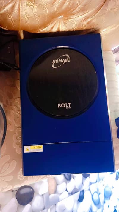 Homage inverter Boult series