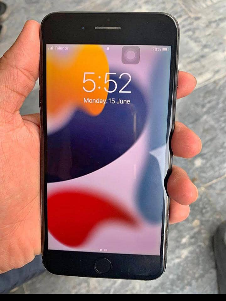 Apple iPhone 7 Plus 2