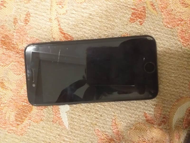 Apple iPhone 7 2