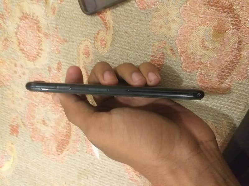 Apple iPhone 7 3