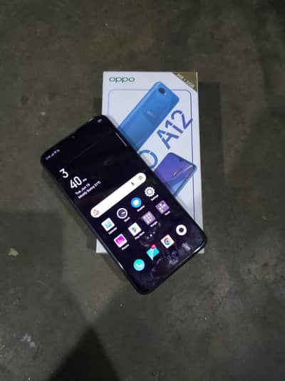 OPPO A12