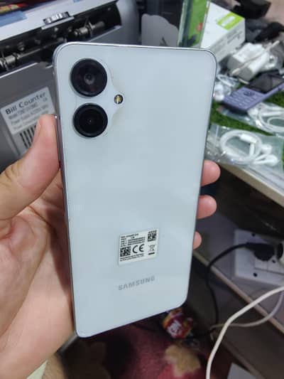 Samsung Mobile A06