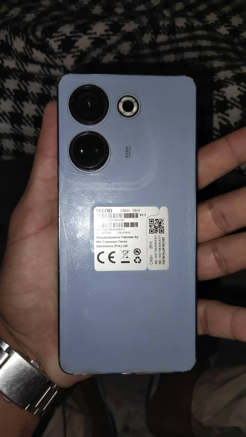 Tecno CAMON 20 0