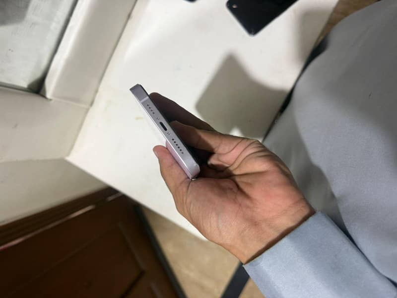 Apple iPhone 14 plus 1