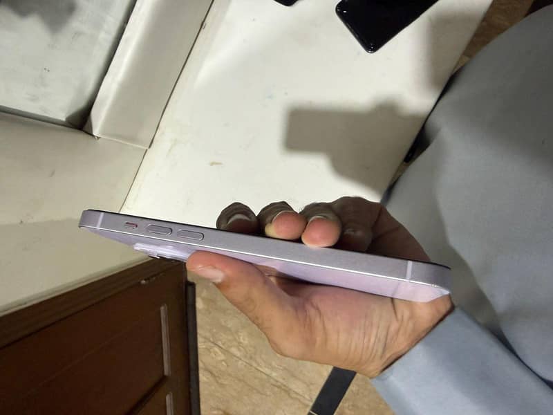 Apple iPhone 14 plus 2