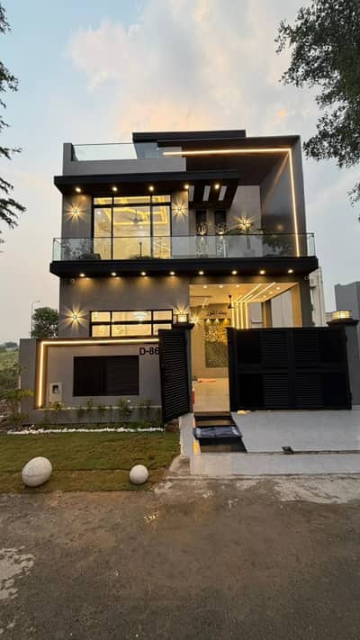 5 Marla Brand New Ultra Modern Design House For Sale Top Location