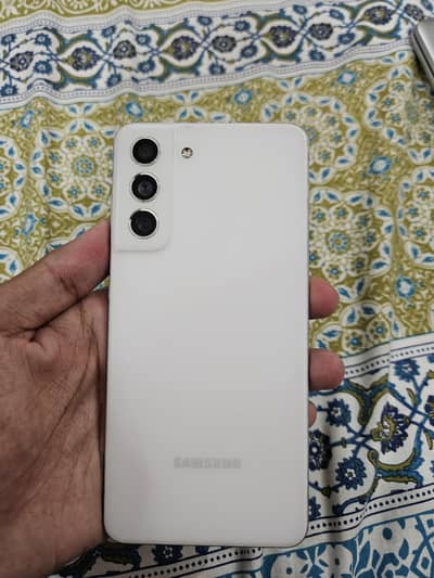 Samsung Mobile S21 FE