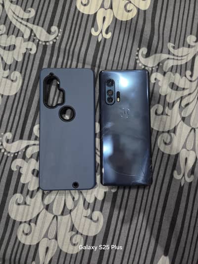 MOTO EDGE PLUS ( EXCHANGE POSSIBLE )