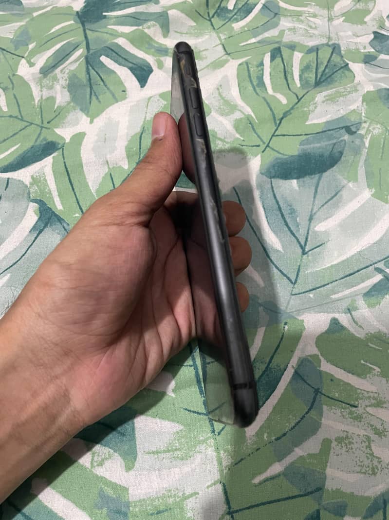 Apple iPhone 8 Plus 2