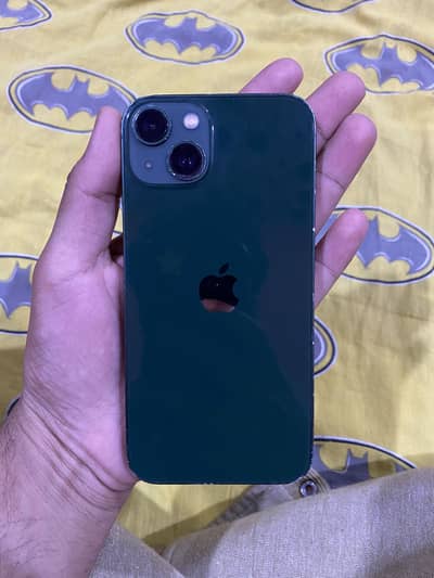 Apple iPhone 13