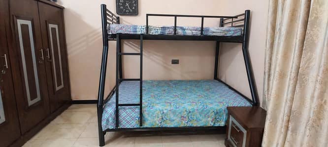 Metal Bunk Bed (Lower Double / Upper Single) – Strong & Slightly Used