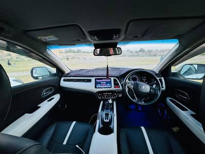 Honda Vezel 2015