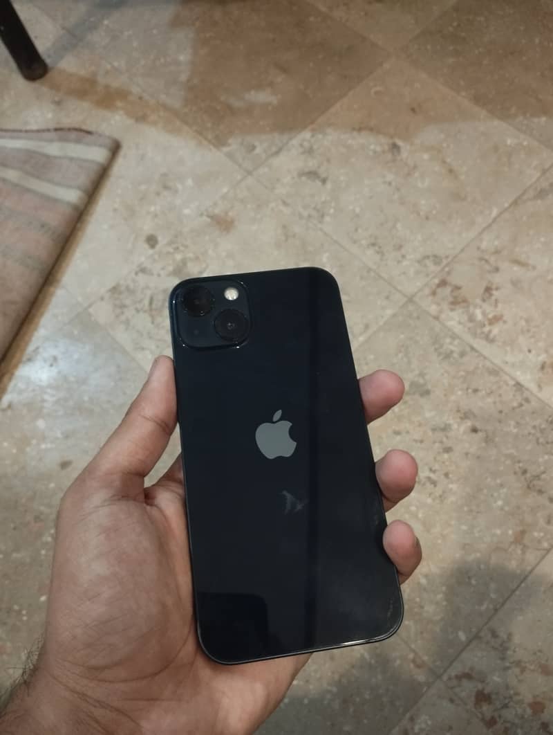 Apple iPhone 13 1
